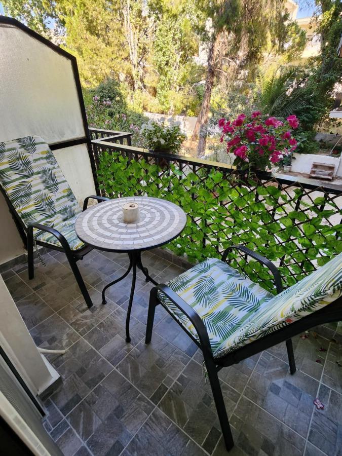 Small Luxury Apartment Anavyssos Exterior photo